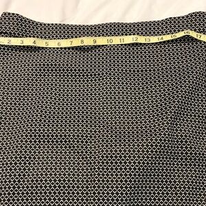 Elle Monochrome Geometric Pencil Skirt